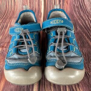 Preowned Keen Knotch Hollow, Little Kids Size 11